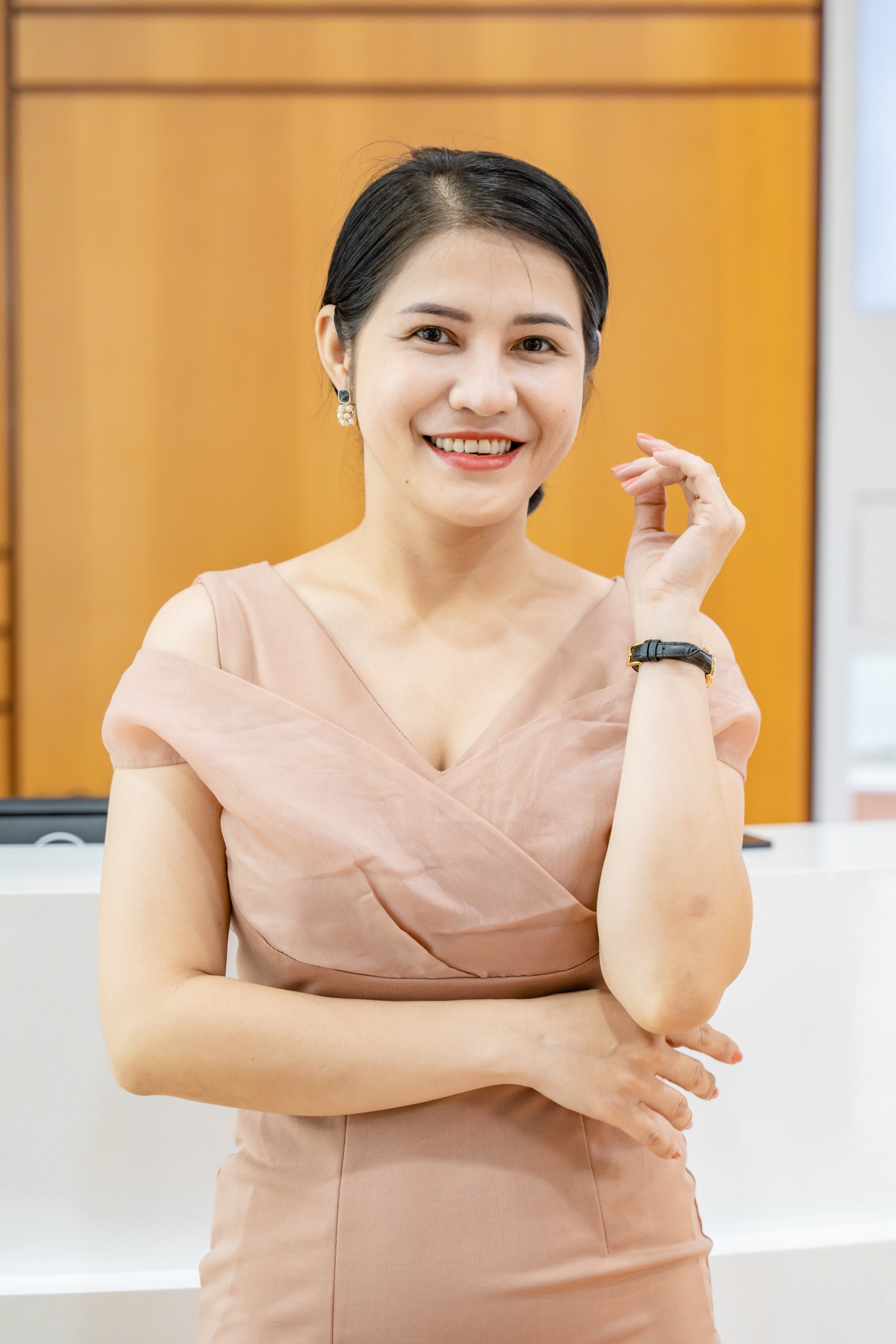 Chị Hằng
