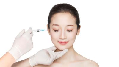 Tiêm Botox là gì? Những điều cần biết về tiêm botox xoá mờ nếp nhăn.