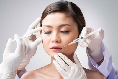 Phương pháp trẻ hóa da mặt Botox và Filler: Lựa chọn nào cho chị em phụ nữ?