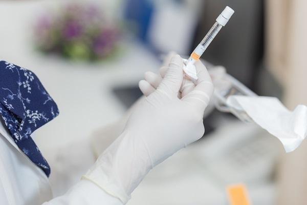 ROHTO AOHAL CLINIC uses quality Fillers and Botox to achieve the best treatment effect(2)
