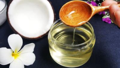 Bạn đã biết dùng dầu dừa trị nám tàn nhang đơn giản tại nhà? 
