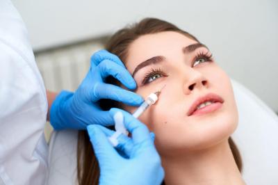 Các cách trị thâm mắt đơn giản hiệu quả cho bạn. Các cách trị thâm mắt nhanh chóng tại nhà