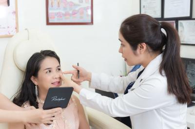 Thẩm mỹ viện chuyên về da tại Sài Gòn uy tín, bác sĩ giỏi