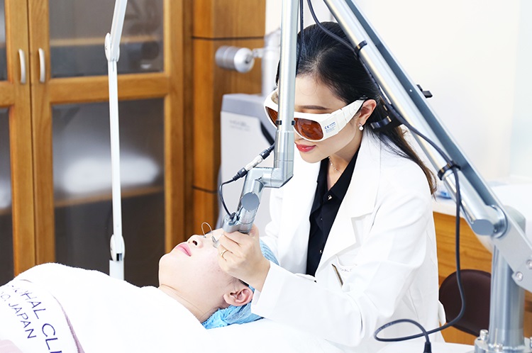 Trị nám bằng Laser có tốt không? Có dứt điểm không?