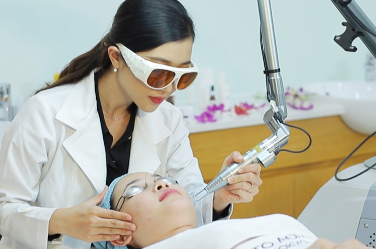 Mỗi thẩm mỹ viện trị nám bằng Laser khác nhau sẽ có mức giá trị nám bằng Laser khác nhau