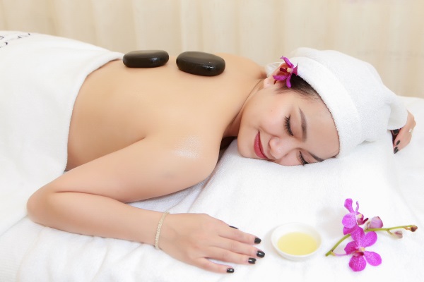 TRỊ LIỆU ĐÁ NÓNG