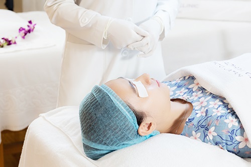 TRỊ MỤN CHUẨN NHẬT BẢN